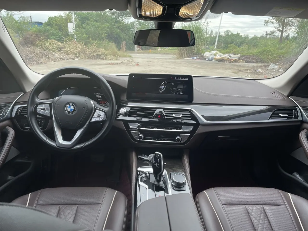 BMW 5 Series 2022 525Li 2.0T Luxury Suit (Change 2) Automatic Gear 9