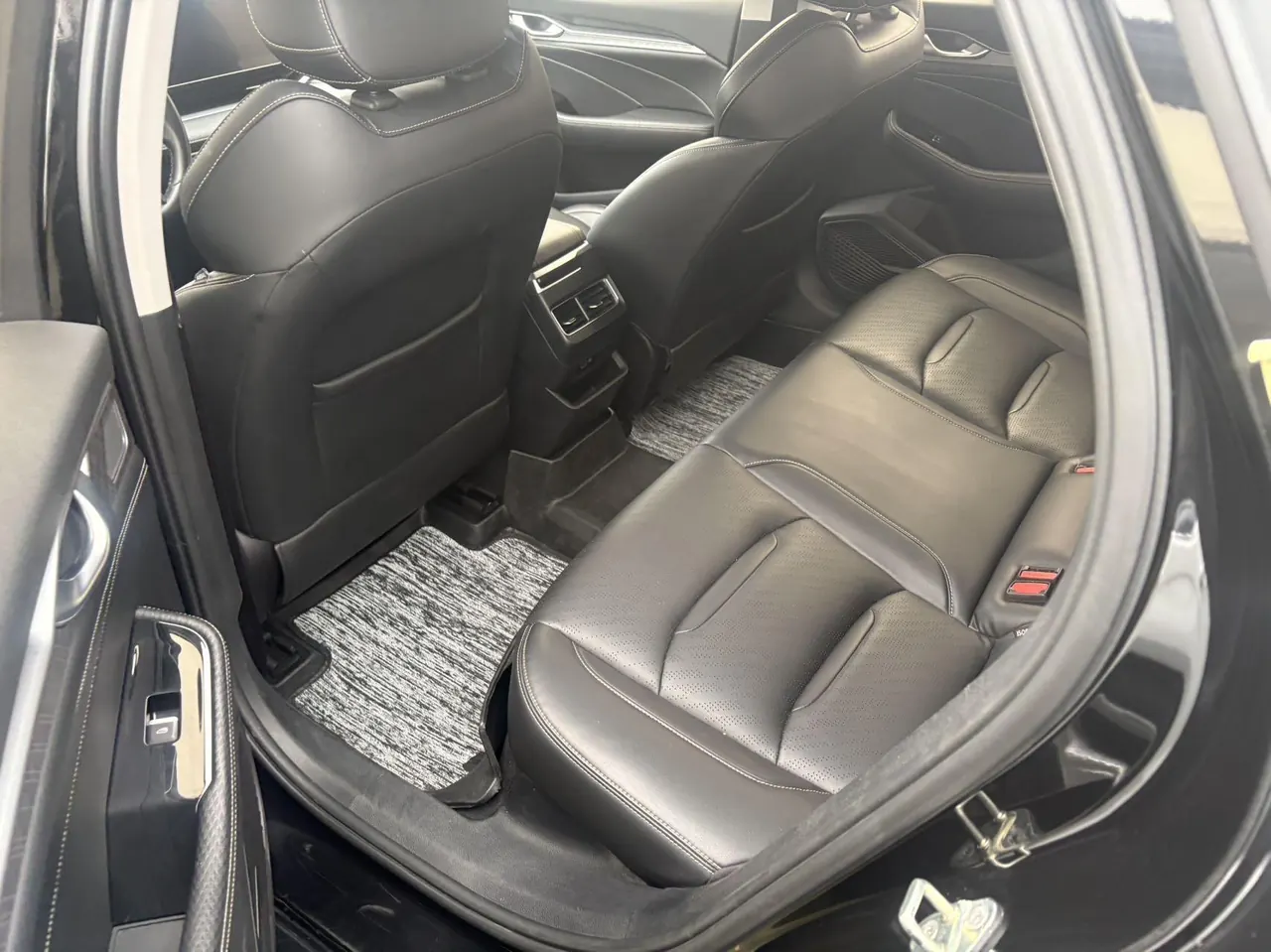 Geely 2021 xingrui 2.0T luxury automatic gear 5