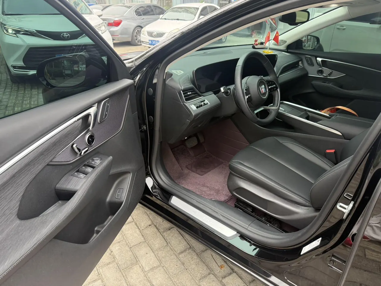 Buick 2026 LaCrosse 2.0T 28T Platinum Edition Automatic Gear 3