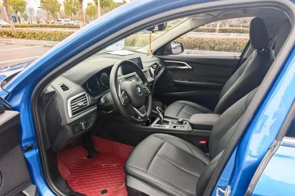 BMW 1 Series 2020 120i 1.5T Fashion Automatic 4