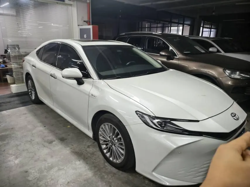 Toyota 2024 Camry Dual Engine 2.0HGVP Stepless Deluxe Automatic Gear 2