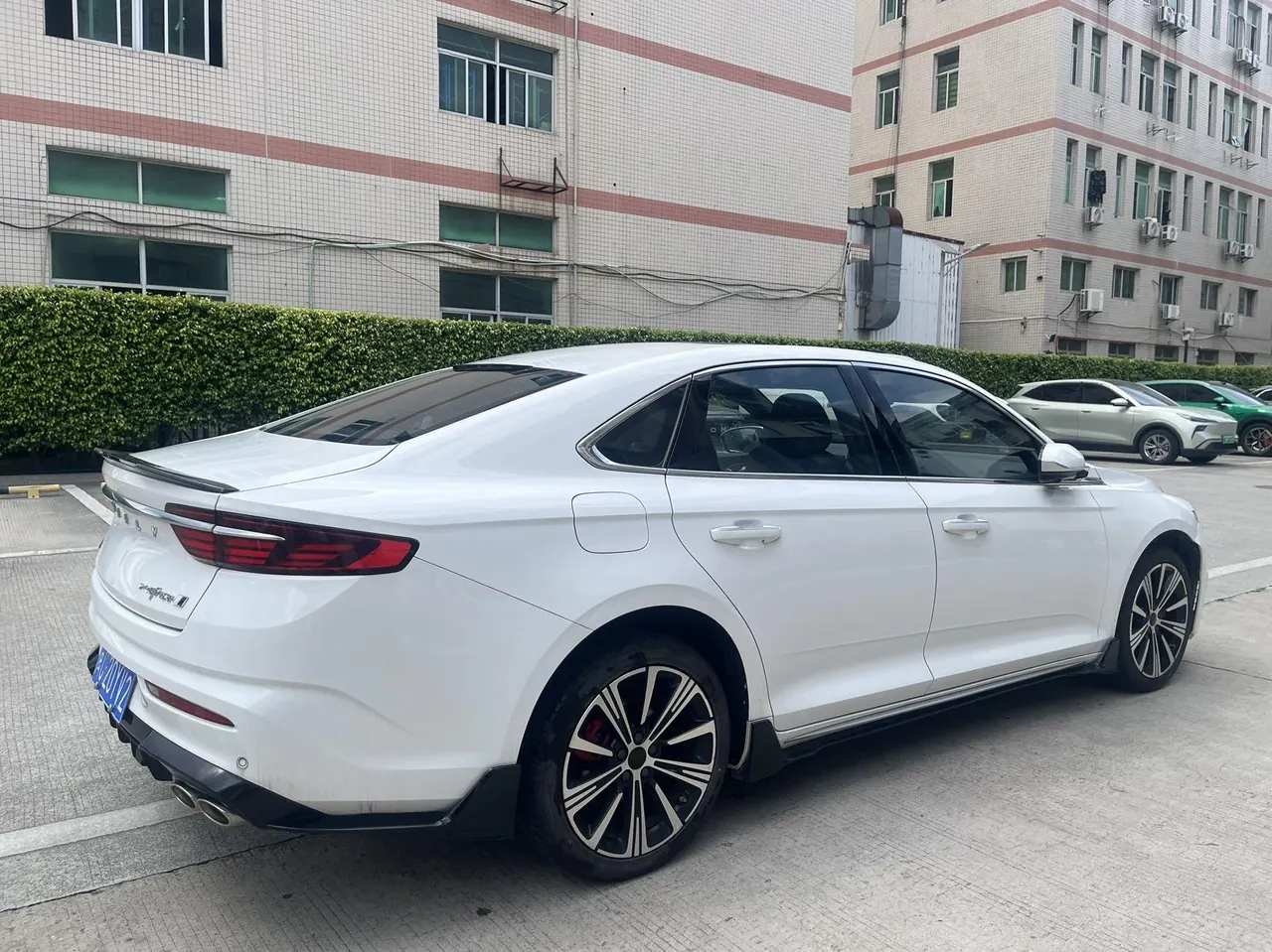Geely 2025 Star Rui 1.5TD Oriental Obsidian Kunlun Edition Automatic Gear 7