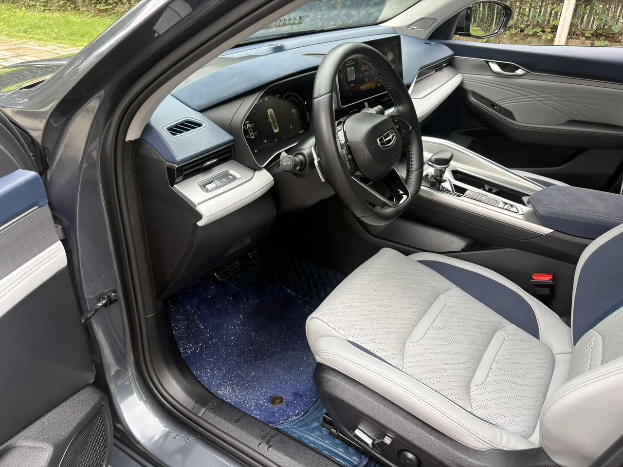 Geely 2021 xingrui 2.0T distinguished model (modified) automatic gear 4