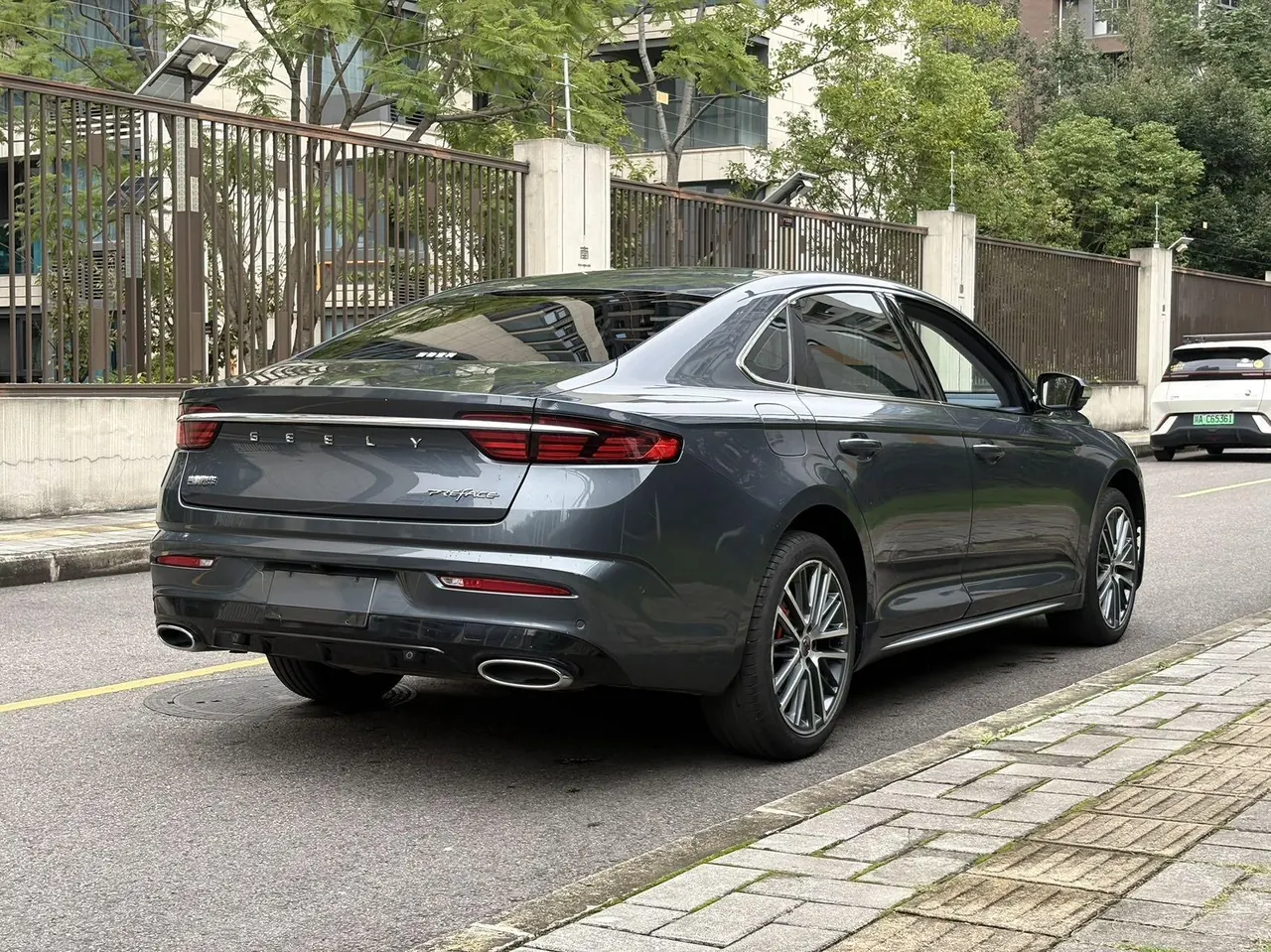 Geely 2021 xingrui 2.0T distinguished model (modified) automatic gear 9