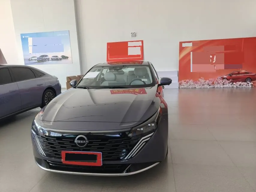 Nissan 2026 Teana 2.0T Stepless Hongmeng Cockpit Flagship Automatic Gear 2