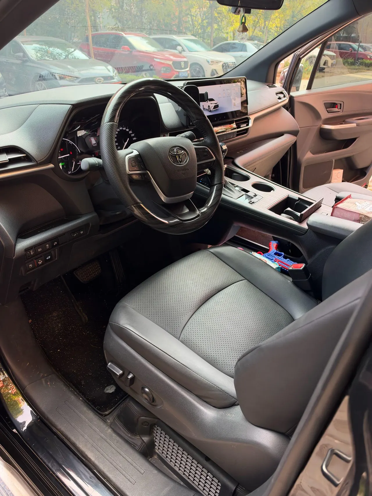 Toyota 2024 Grevia HYBRID 2.5 Stepless Deluxe Edition Automatic Transmission 2