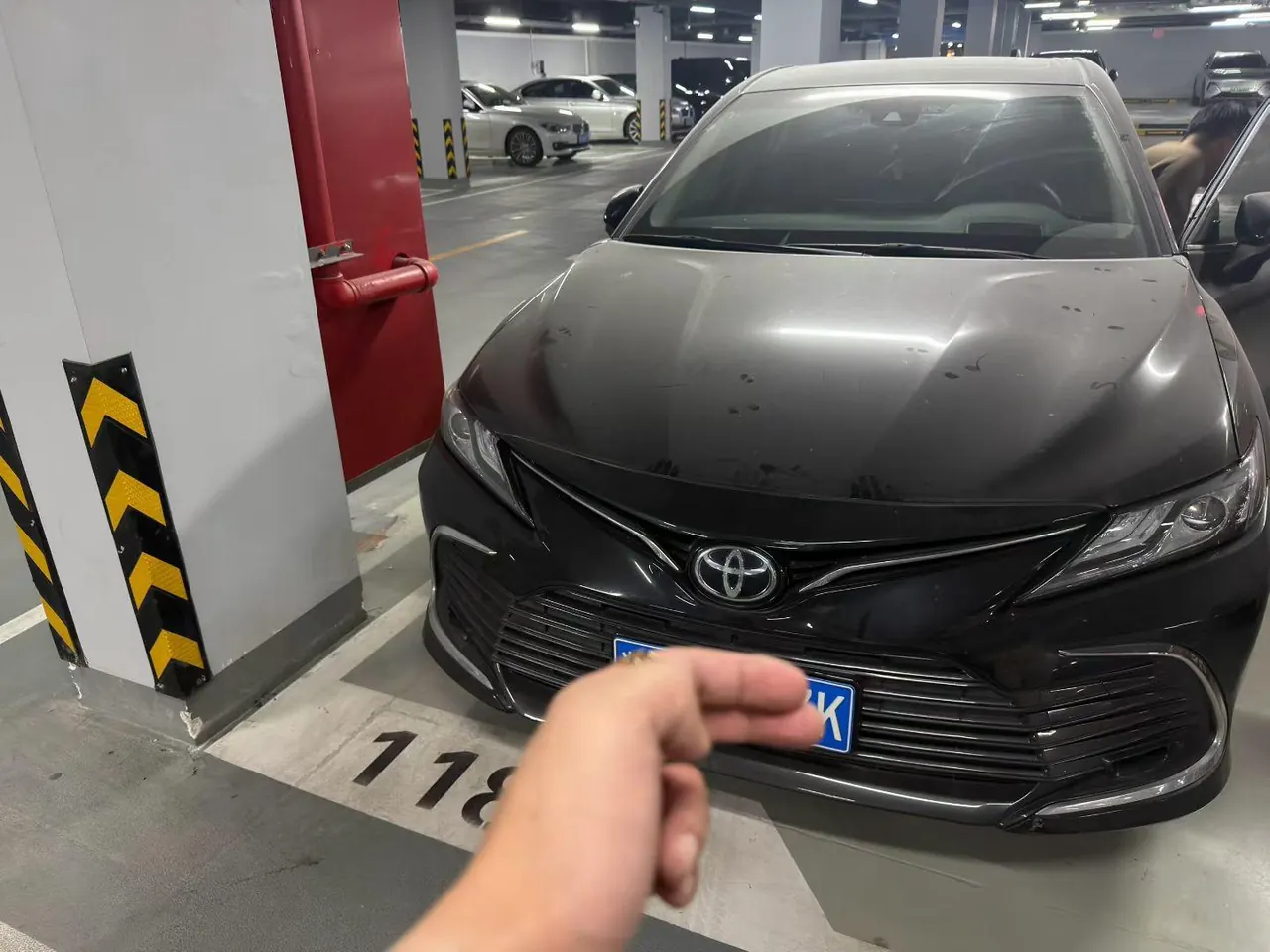 Toyota 2021 Camry 2.0G Stepless Deluxe Edition Automatic Gear 2
