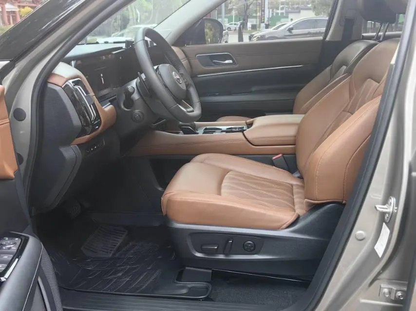 Nissan 2024 Tanlu 2.0T 380VC-TURBO 4-wheel drive Zhizun Edition 6-seat automatic gear 9