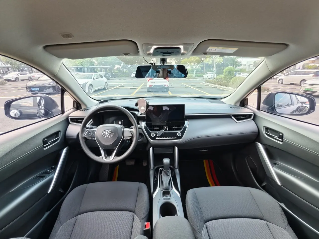 Toyota 2024 Front Landa 2.0 Stepless Elite Edition Automatic Gear 4