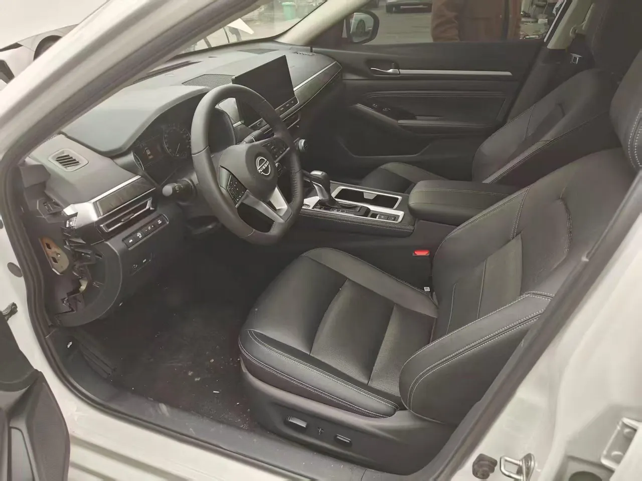 Nissan 2024 Teana 2.0 Stepless XE Sincerely Edition Automatic Gear 3