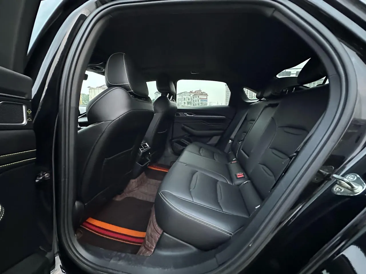 Geely 2023 xingrui 1.5TD rocking version of automatic gear 5