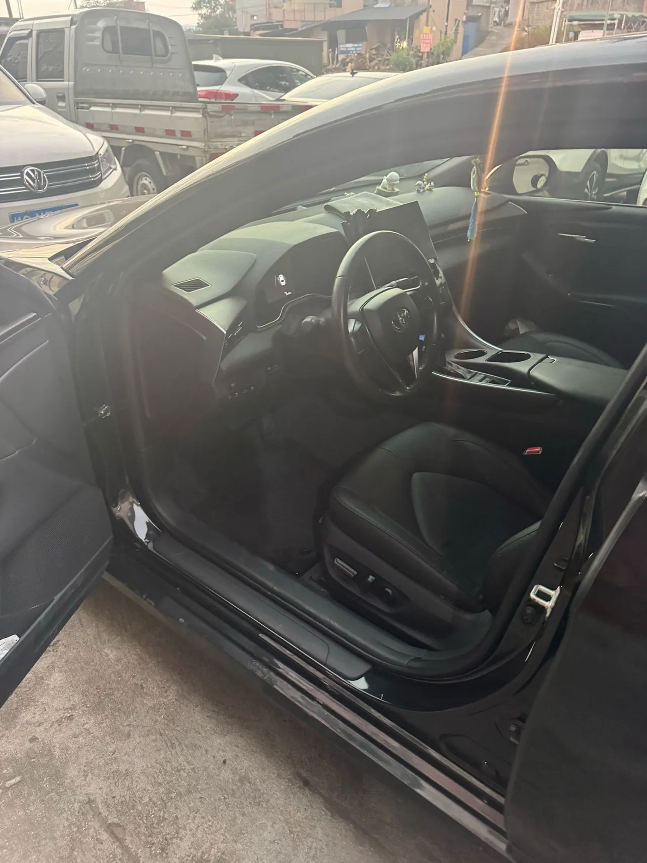 Toyota 2023 Asian Dragon 2.5 Deluxe Edition Automatic 5