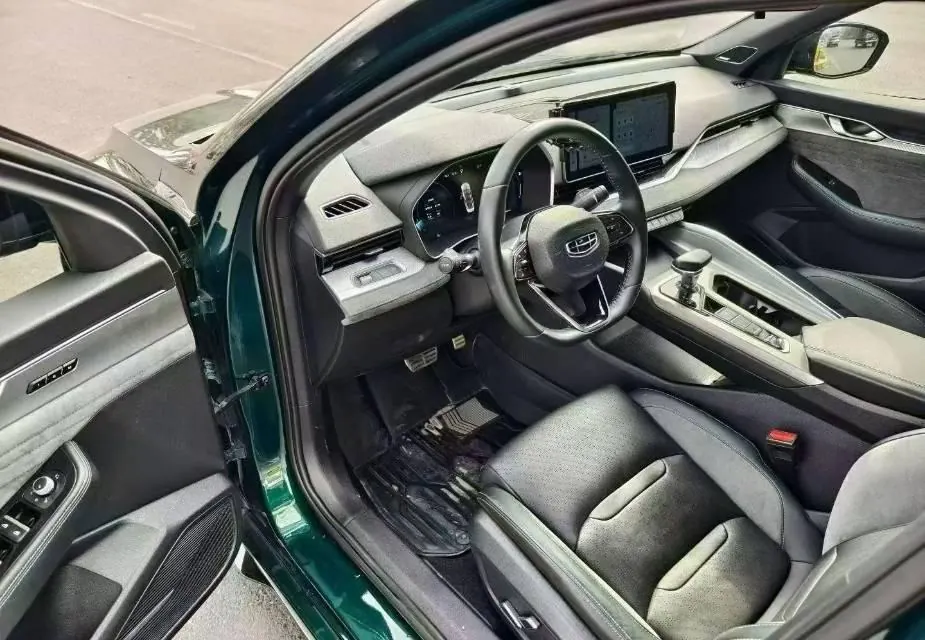 Geely 2023 Xingrui 2.0TD Luxury Automatic Transmission 5