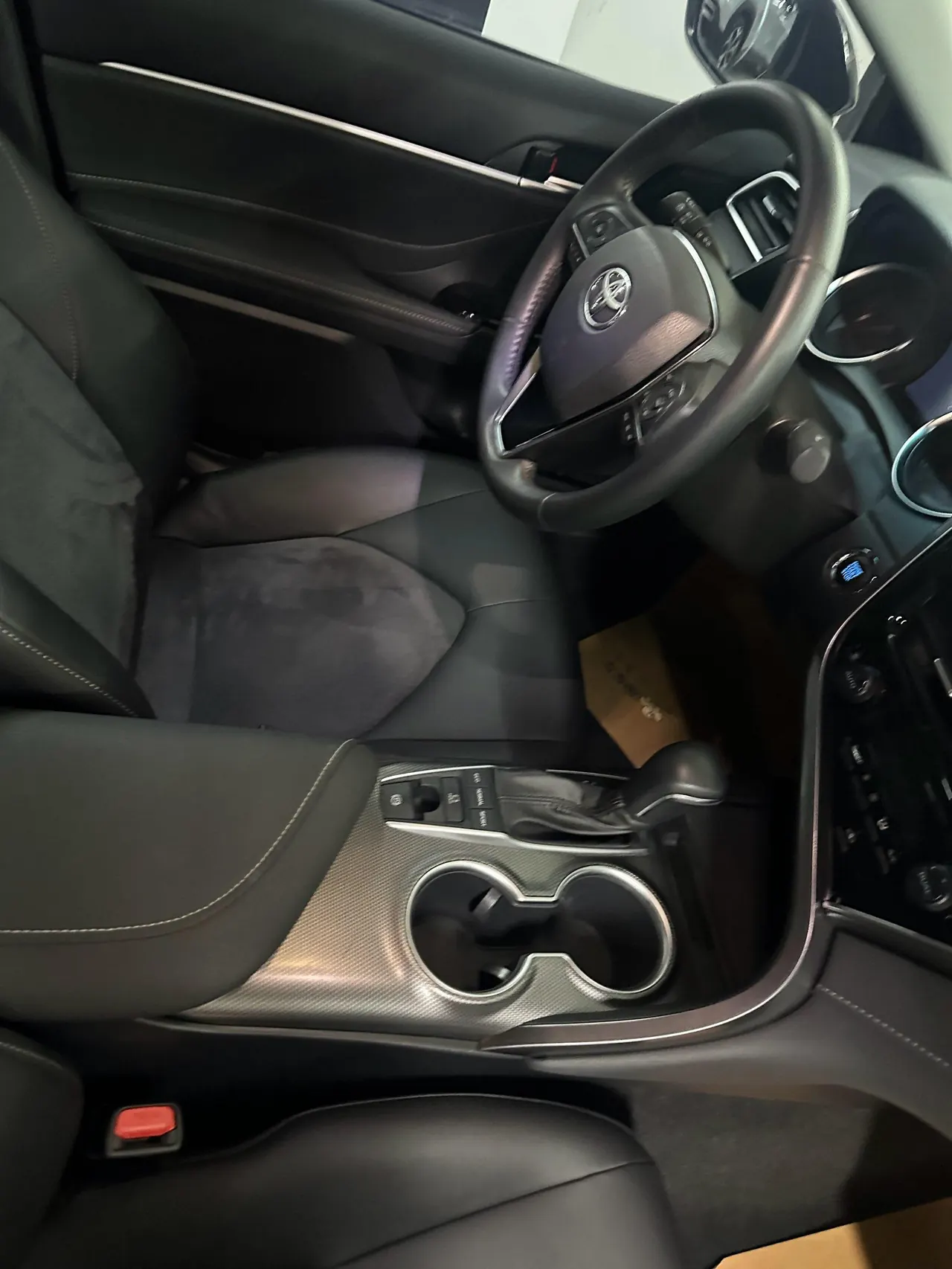 Toyota 2021 Camry 2.0S Stepless Front Edition Automatic Gear 2