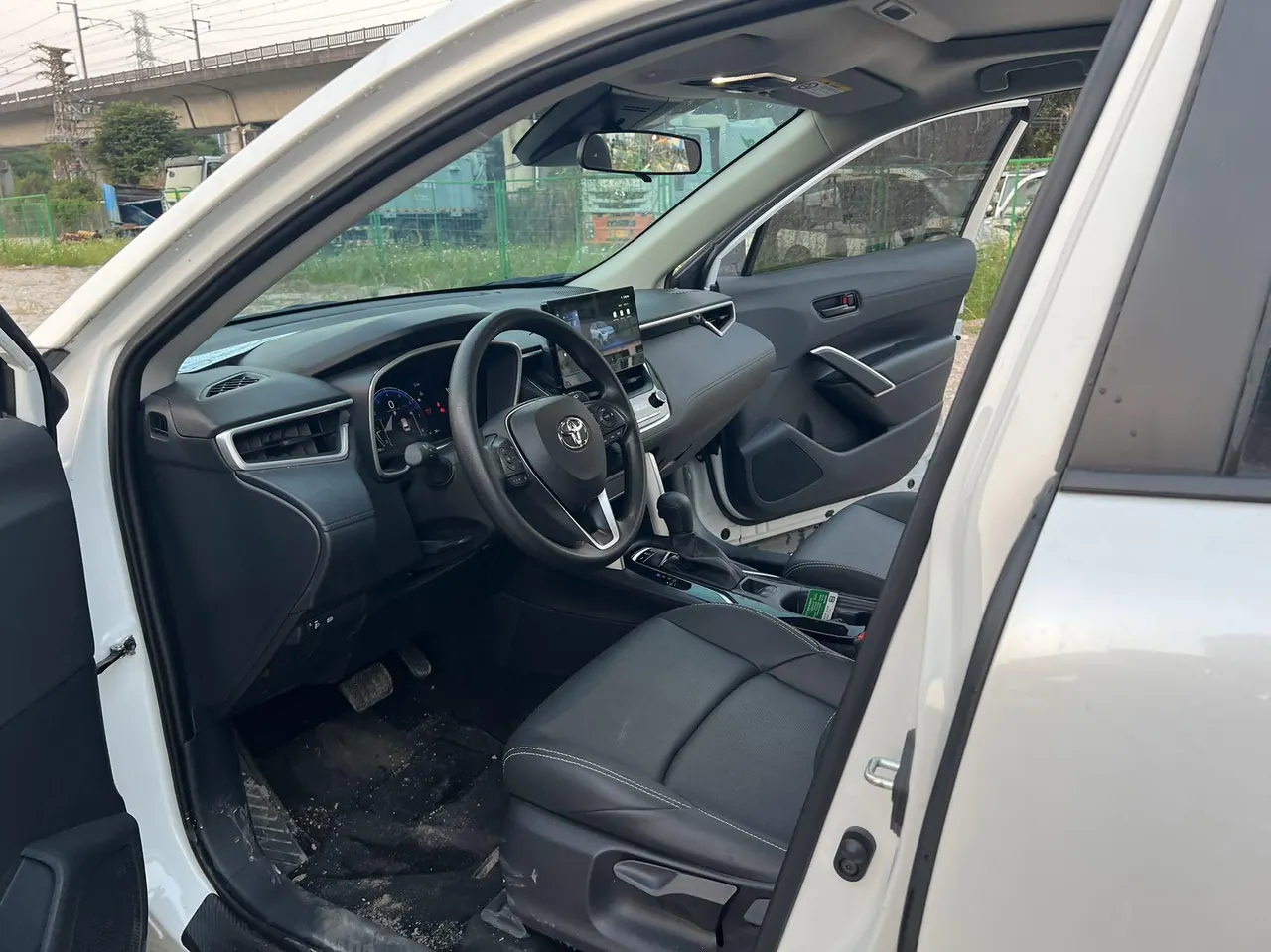 Toyota 2025 Front Landa 2.0 Stepless Elite plus Edition Automatic Gear 4