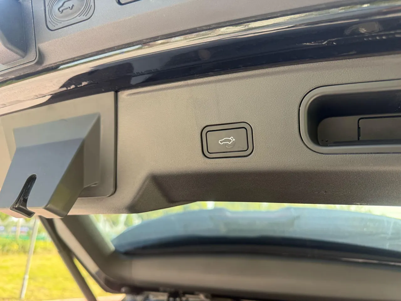 Geely 2025 Boyue L 1.5TD Shanhe Automatic Gear 10